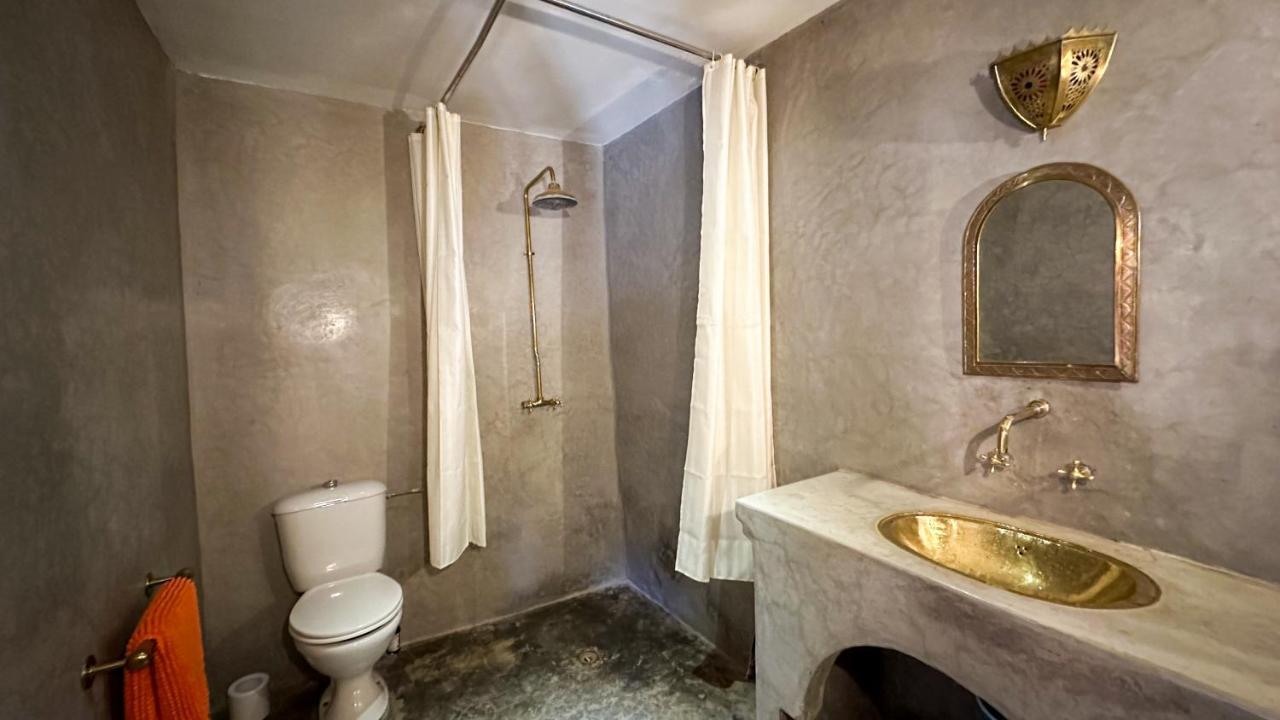 Alliance Berbere - Vallee D'Ait Bouguemez Timit Exterior foto